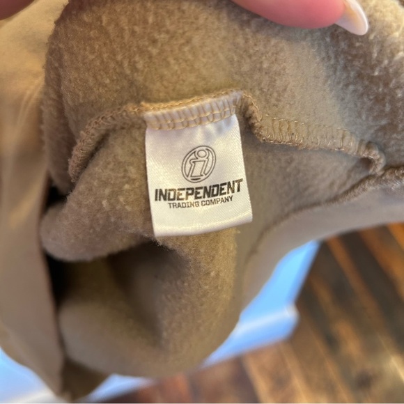 Jonas Brothers 2021 Tour Tan and Black Pullover Hoodie - Picture 4 of 5